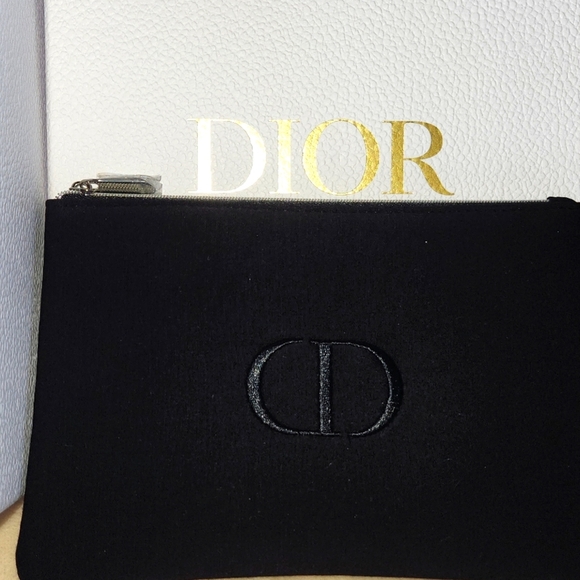Christian Dior Black Pouch And Mini Pillow In Box - Picture 4 of 4